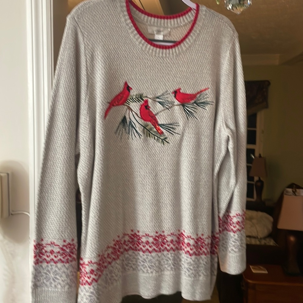Like new women’s sweater